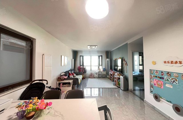 东区国际公寓2室1厅106.26㎡528万二手房图片