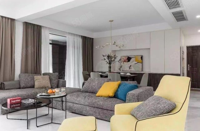 鹭湖宫5区5室2厅300.58㎡248万二手房图片