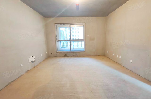 睿明居4室2厅132.25㎡149万二手房图片