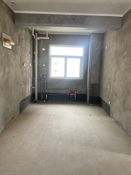 鼎鑫襄御园3室2厅2卫133㎡南北59万