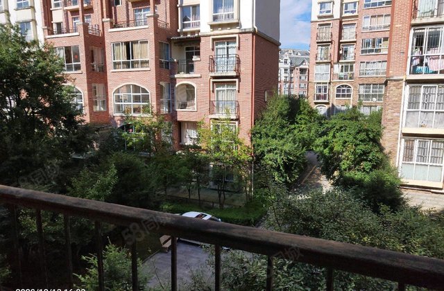 高黎贡国际旅游城3室2厅115㎡70万二手房图片