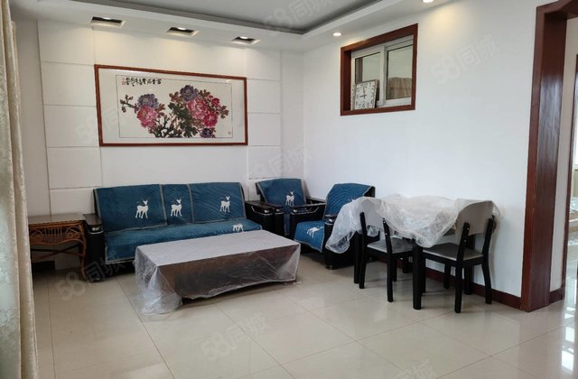 紧邻 文轩 一中 文轩花园 停车方便 精装修 性价比高