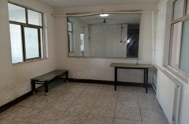 东昌总校四海小区 多层二楼南北通透随时看房