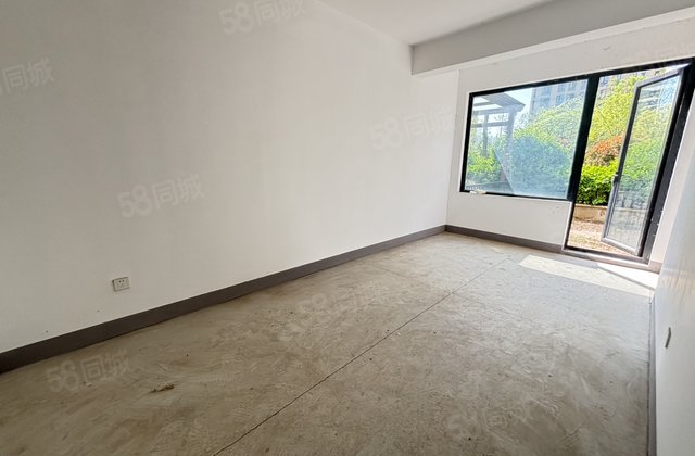 开发区，国岳府，百合，四叶草带车位储藏室楼往位置户型哇塞