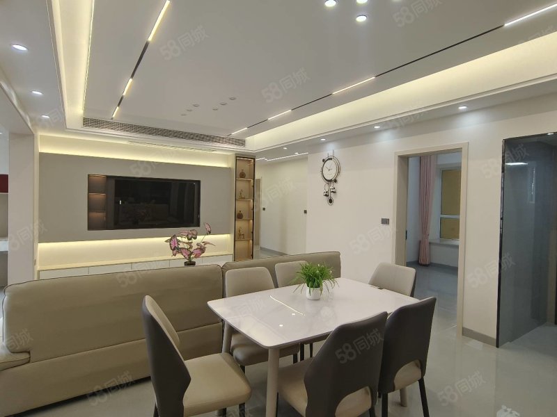 岳池精装四房 房东急售 龙庭御景 127盘 59.8万送车位