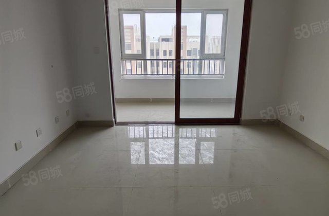 走一手，幸福新居，路庄松桂  ，外国语，二居室。