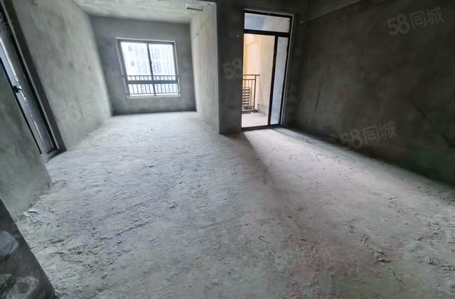 龙腾东麓城(商住楼)1室2厅47.58㎡22.8万二手房图片