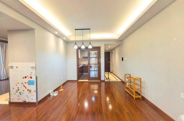 万科里金域国际(一二期)3室2厅110.5㎡155万二手房图片