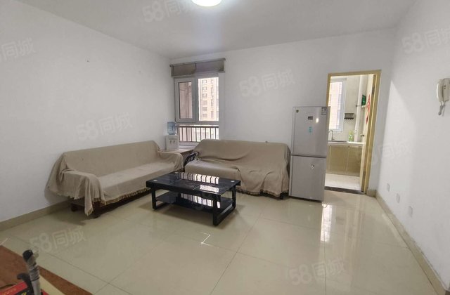 一口价39.9万 公园 中央帝景对过 豆营2室