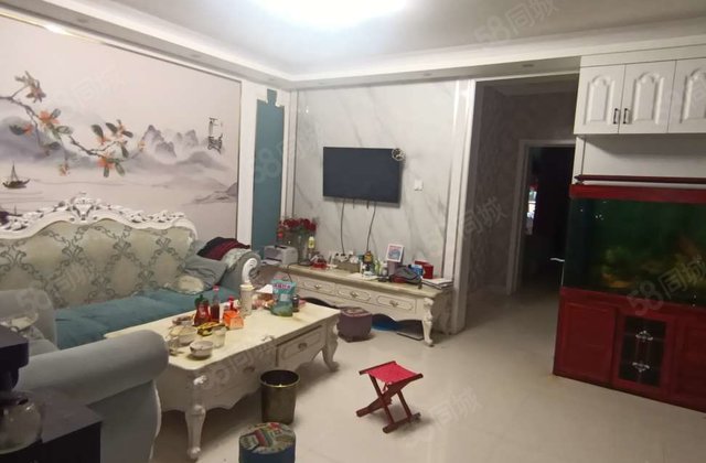 文轩本部，外国语附近中间楼层精装3室，随时看房