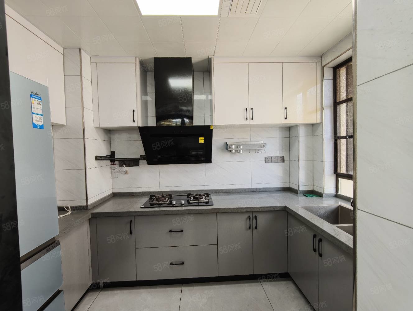 爱丽舍花园3室2厅1卫110㎡南北71.8万