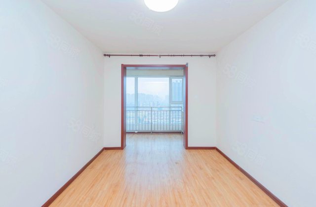 大众干打垒高层小区2室2厅87.49㎡70万二手房图片