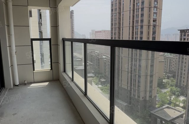 丹鹤绿洲3室2厅147.28㎡85万二手房图片