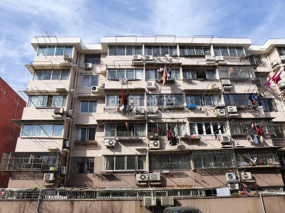 高兴花园五街坊2室2厅1卫63.7㎡南425万