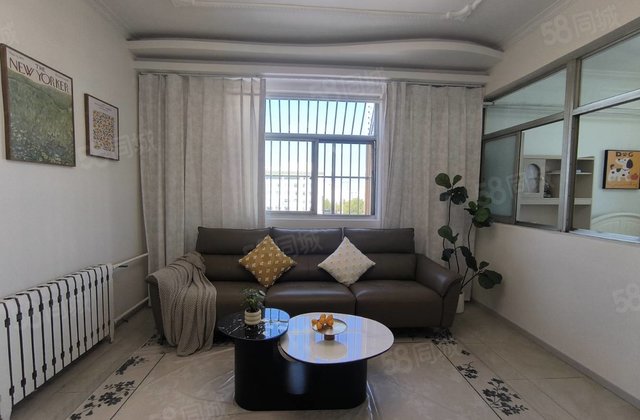 刚需小三居 南北通透 交通便捷 商业配套成熟 精装好房