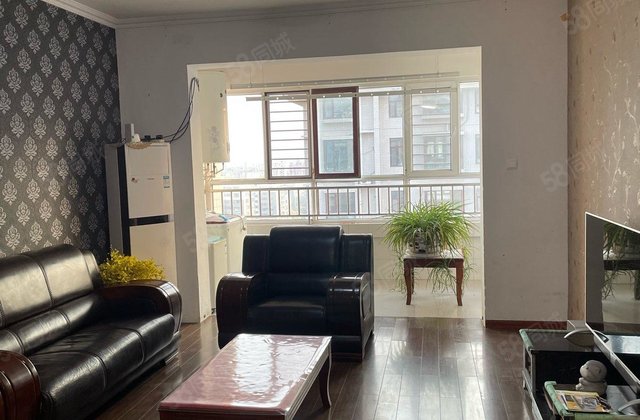 金柱月亮湾(D区) 有大阁楼，有车位