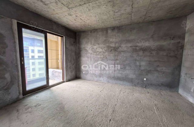 外滩玉玺4室2厅117.28㎡68万二手房图片