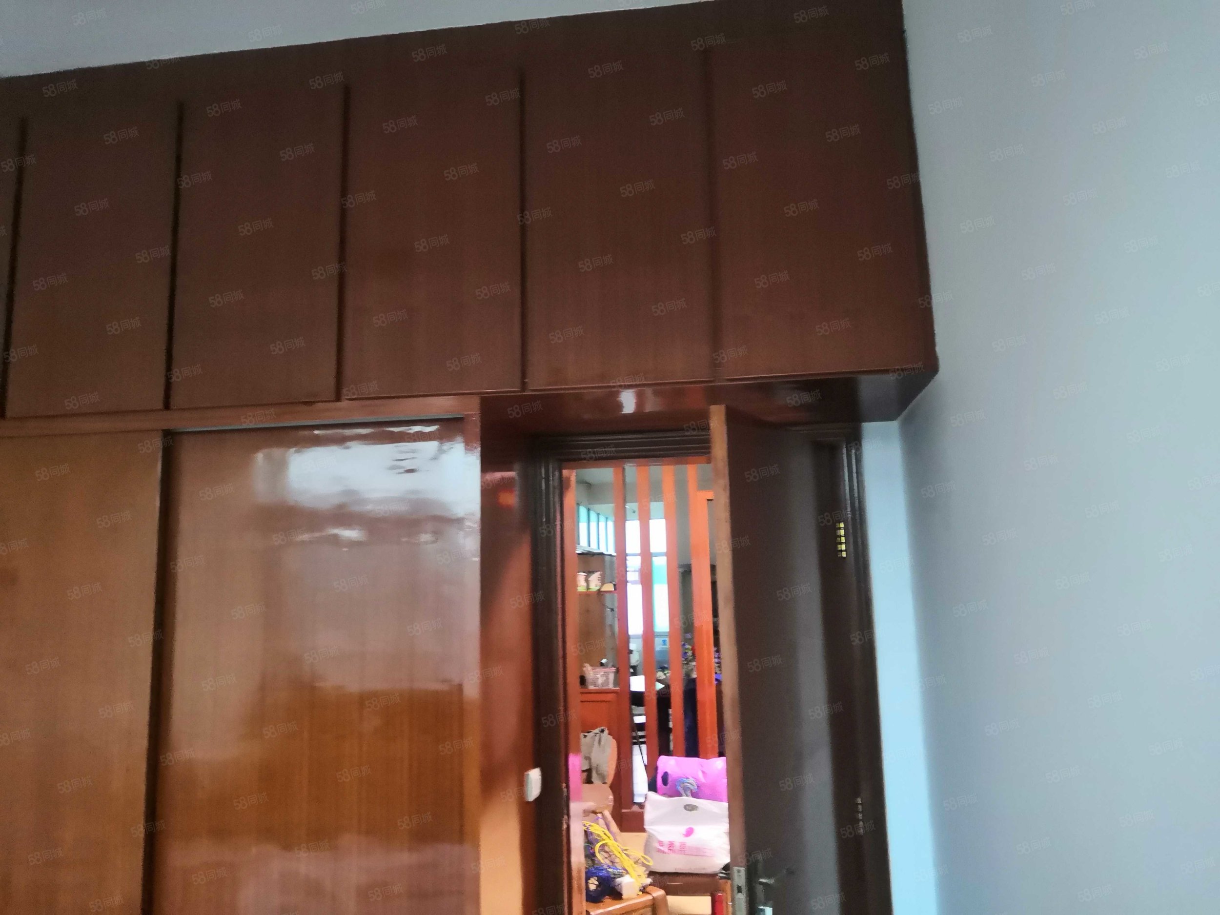 天河嘉苑3室2厅1卫117㎡南北22.8万