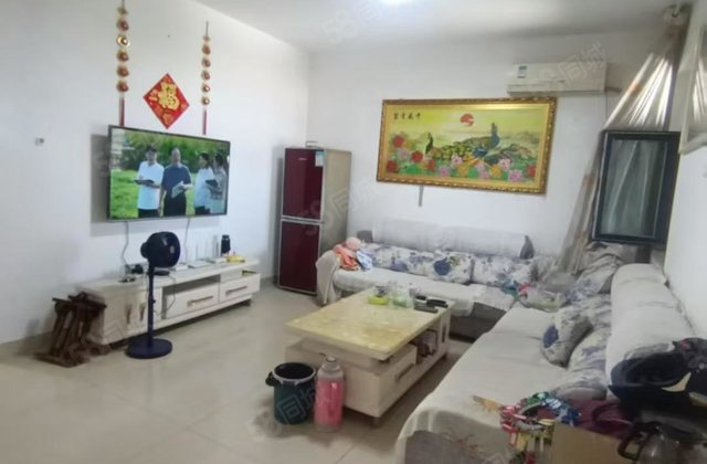 文轩房 电梯中间楼层 三室两厅 南北通透 免大税 可按揭