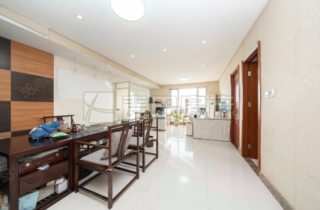 天畅园3室2厅162.22㎡750万二手房图片