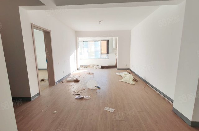 急售东昌东路  蒋官屯  钢管城  乖宝 6层电梯洋房 3楼