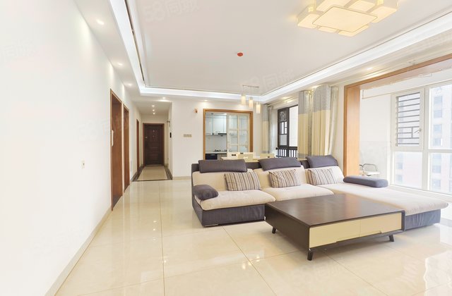 世茂外滩里4室2厅154.58㎡238万二手房图片