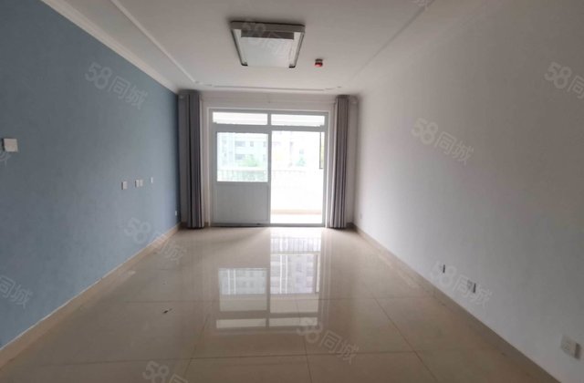 郑坑 阿卡六期 户型好紧靠花园路带车位  房诚心急售 走一手