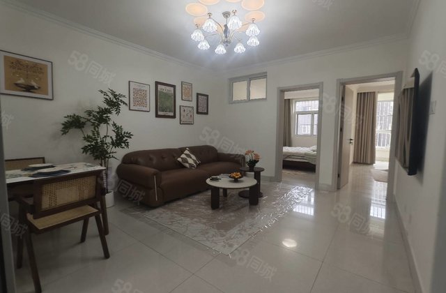 房东急售 步梯三楼 精装修 送所有 诚心出 免大税 保证真实