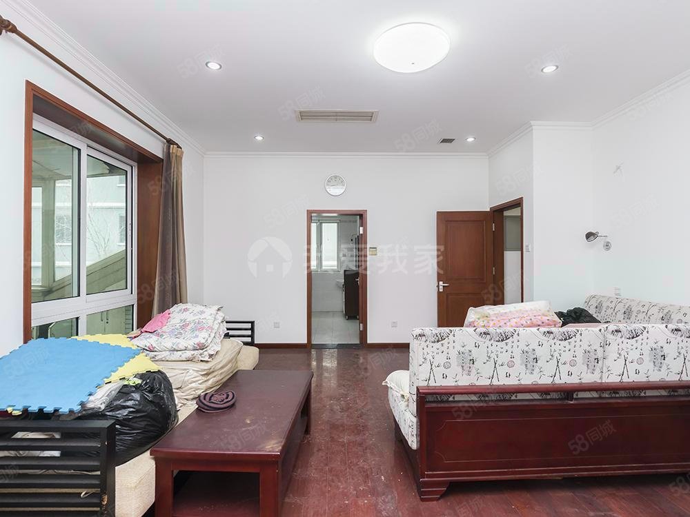 八大處山莊5室3廳3衛(wèi)257.7㎡南北1400萬