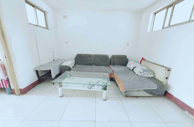 超性价比商品住宅市中心步梯好楼层湖北小区  的房子