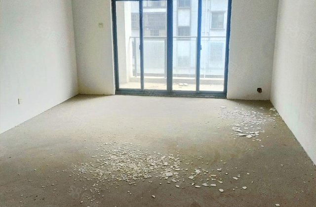 鹅湖壹号花园4室2厅128.82㎡118万二手房图片