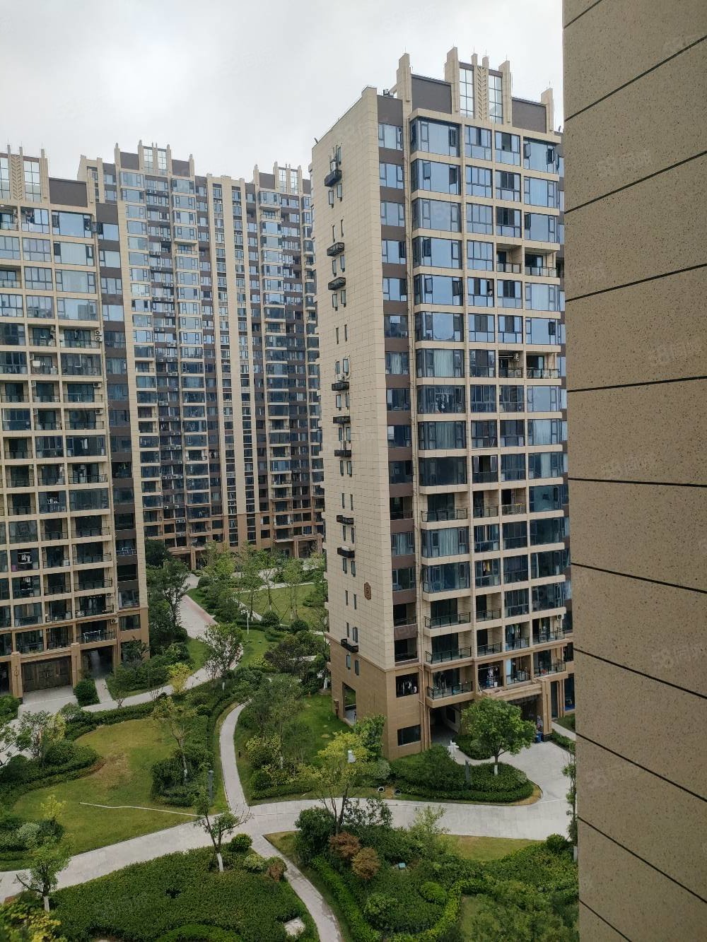 【10图】满二,近金海湖高速口,近农贸市场房东减价急卖,湖悦天境-温州