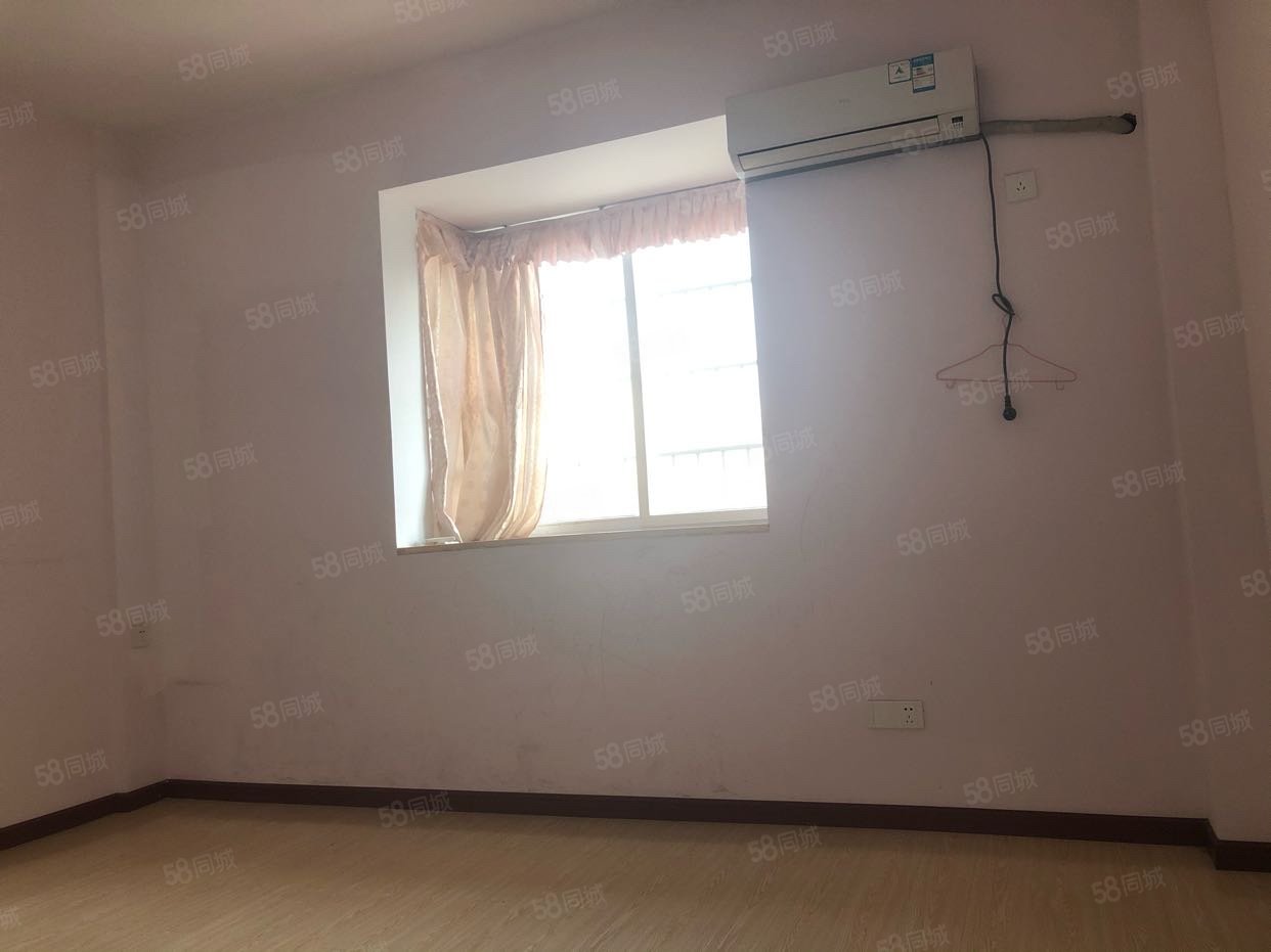 郧城城市花园3室1厅1卫90.53㎡南北38万