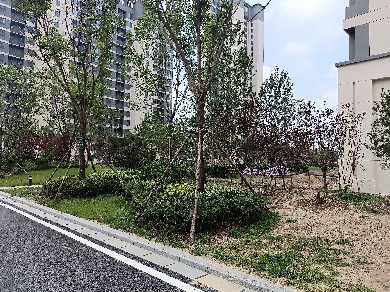 小区环境好,内有兖州附属 ,,幸福里嘉苑-济宁58同城