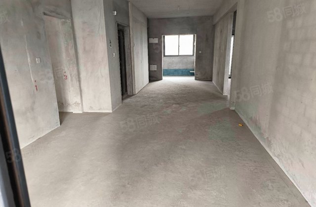 鹏润悦秀御江府4室2厅140.65㎡73.9万二手房图片