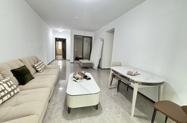 桃李天阅，现房，集美一品，好楼层边户全明户双阳台