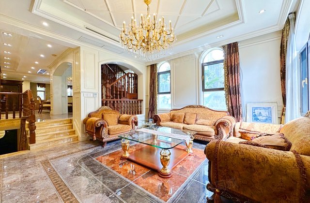 香瑞湖花园(别墅)4室2厅251.65㎡538万二手房图片