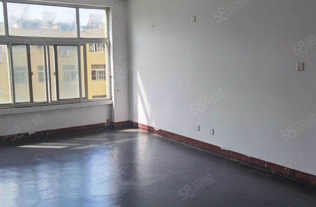 凤凰湖小区2室1厅1卫