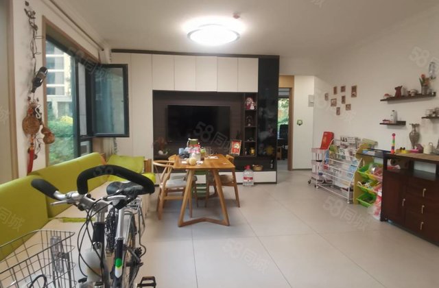 东昌 实验房 绿城百合新城 孝心一楼带院 东边户 带车 储