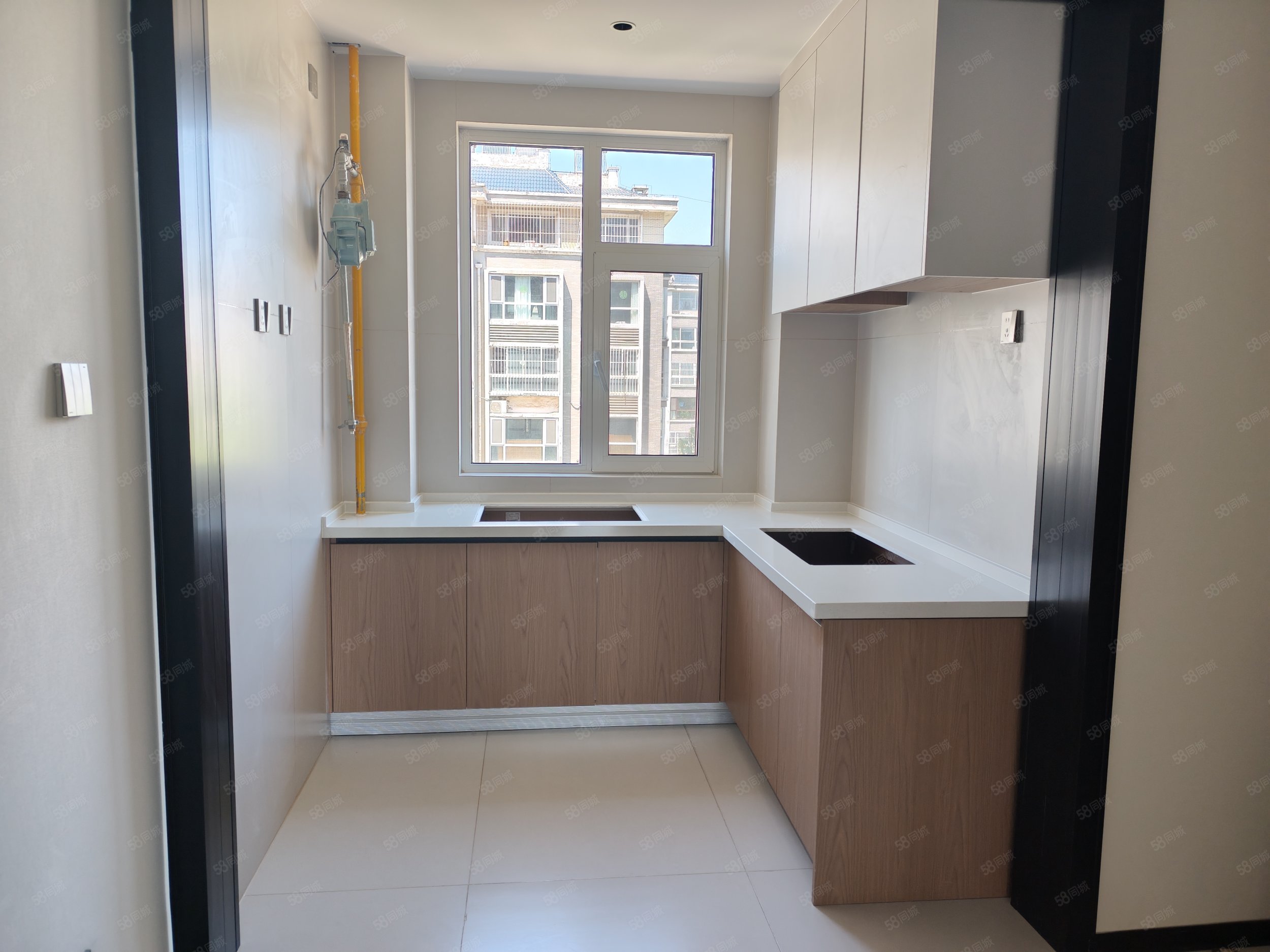 泰山名郡2室2厅1卫112㎡南北63万