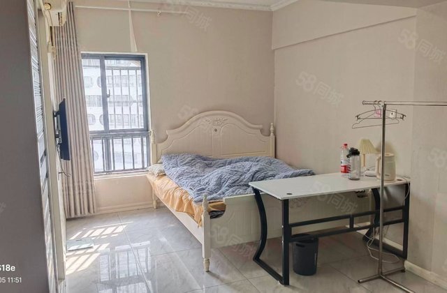 百乐门(商住楼)1室1厅38㎡12.8万二手房图片