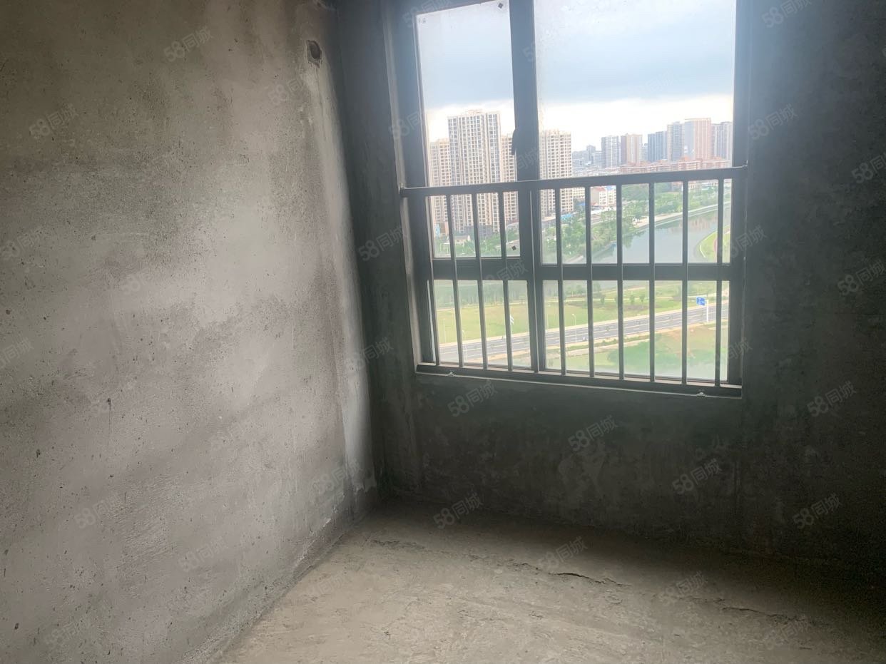 力标澴河壹号院3室2厅2卫108㎡南58万