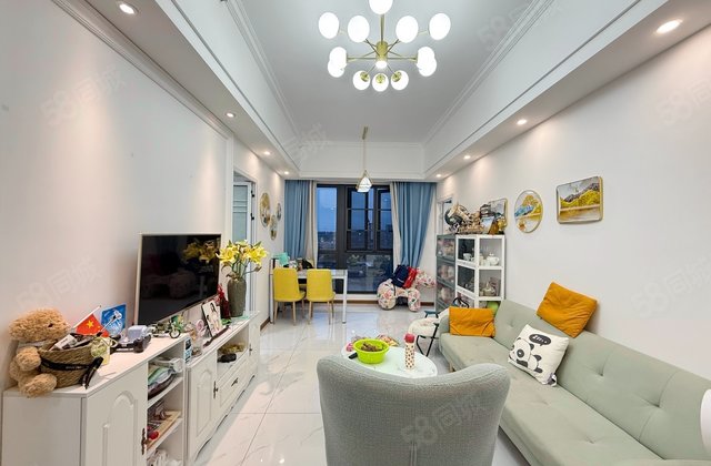 棠湖泊林城(商住楼)2室0厅72.91㎡65万二手房图片