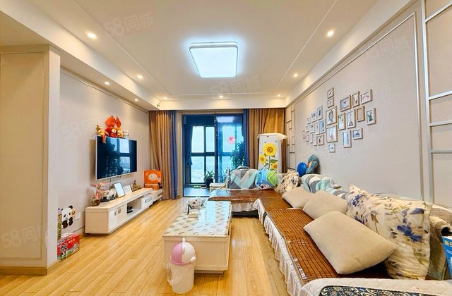 湟普国际湟座3室2厅89.44㎡115万二手房图片