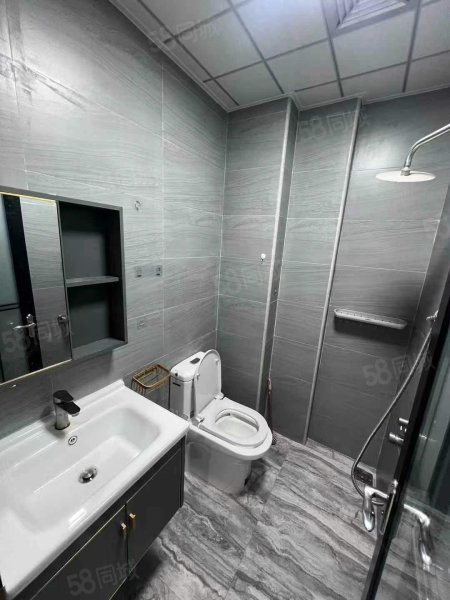 西陇村住宅楼3室2厅2卫133㎡南北49.8万