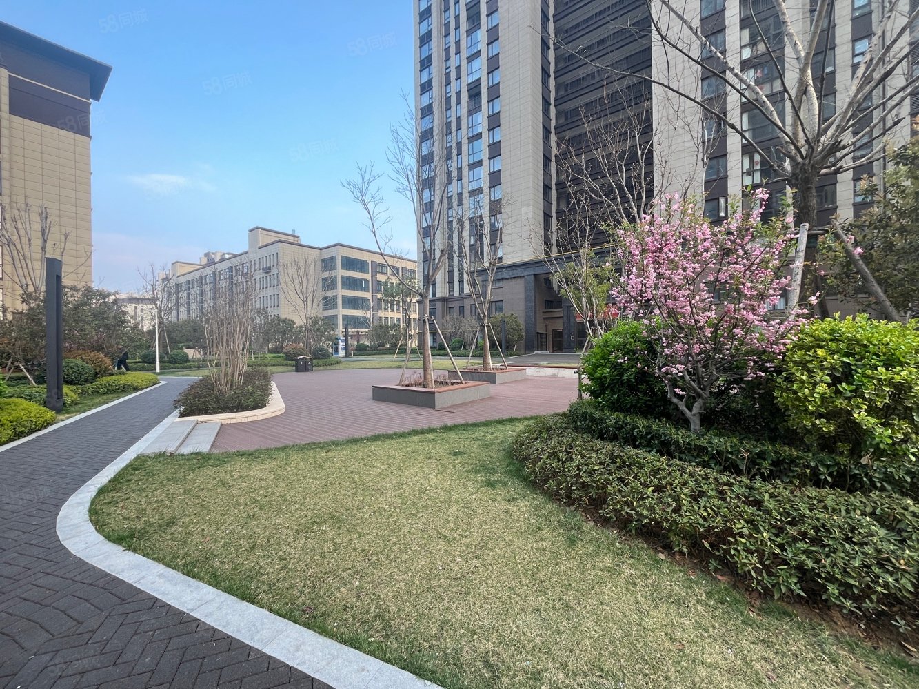 【10图】大地城,122平3室,通阳台,,领创大地城-平顶山58同城