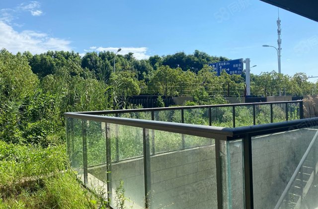 08㎡ 南北共4层 万科森林公园馨园           