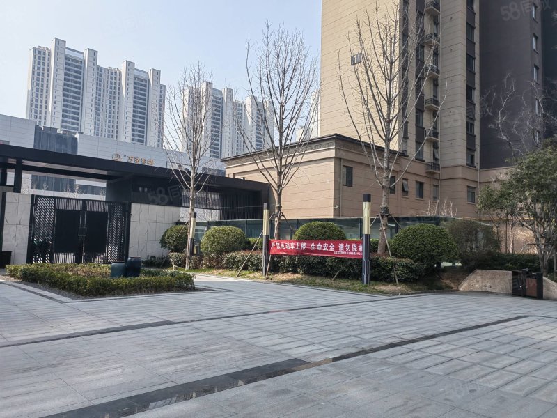 南北通透 双卫格局 高楼层视野无遮挡 有电梯,凤凰小区-平顶山58同城