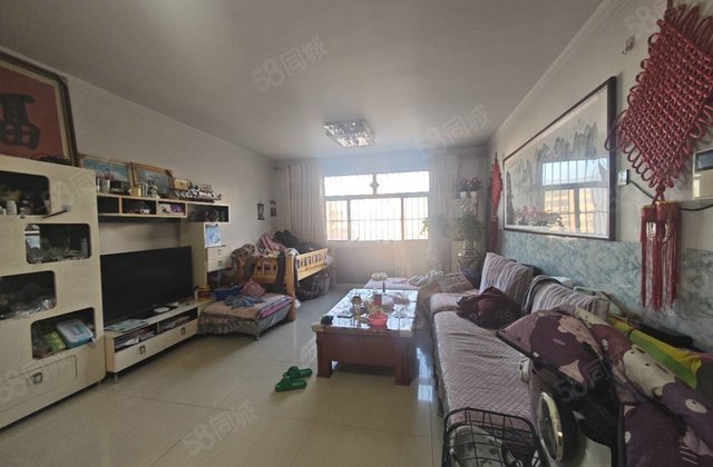 急卖，市中心位置，实验，阳光  ，精装修