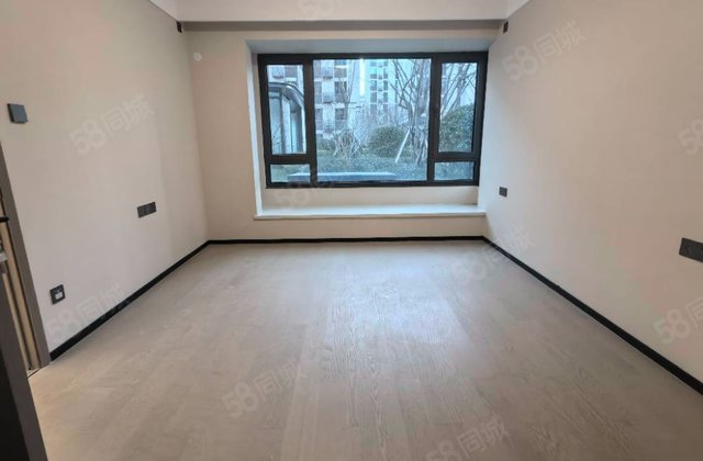 和锦华宸4室2厅128㎡550万二手房图片